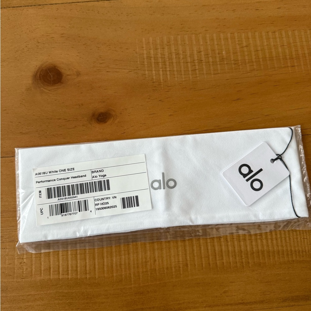 Alo Yoga Performance Conquer Headband White Brand New In Bag One Size